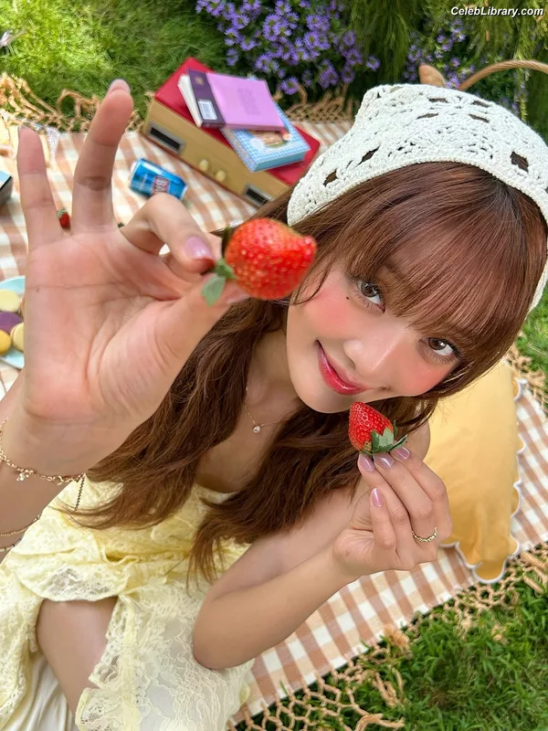 Minnie ((G)I-DLE) photo 22 of 773