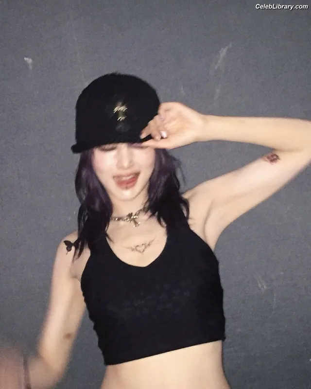Minnie ((G)I-DLE) photo 21 of 773