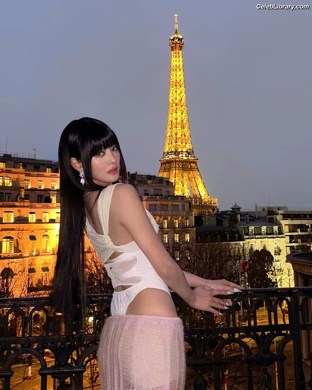 Minnie ((G)I-DLE) photo 7 of 773