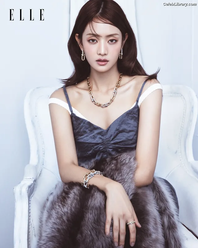 Minnie ((G)I-DLE) photo 13 of 773