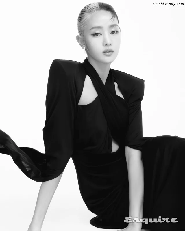 Minnie ((G)I-DLE) photo 10 of 773