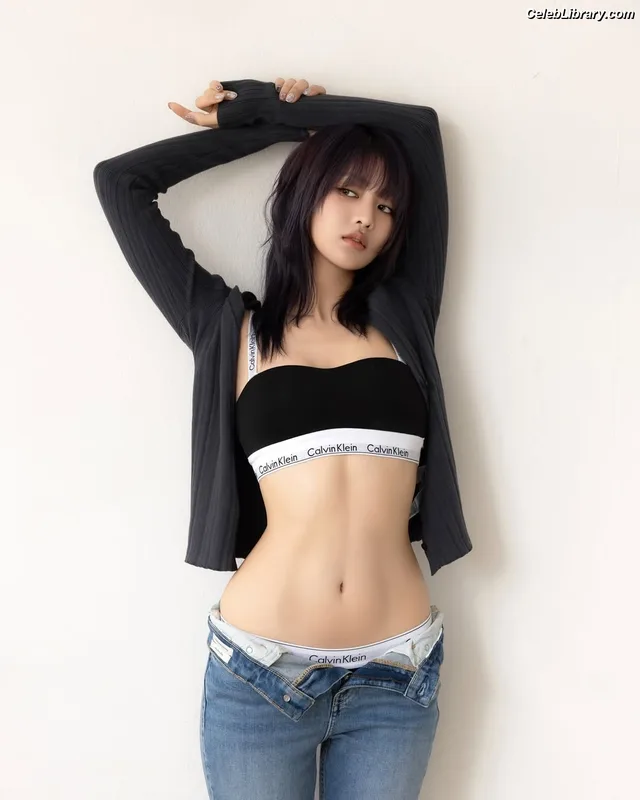 Minnie ((G)I-DLE) photo 17 of 773