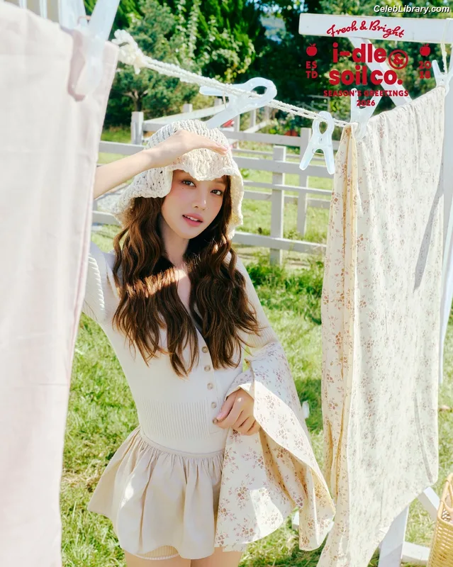 Minnie ((G)I-DLE) photo 1 of 773