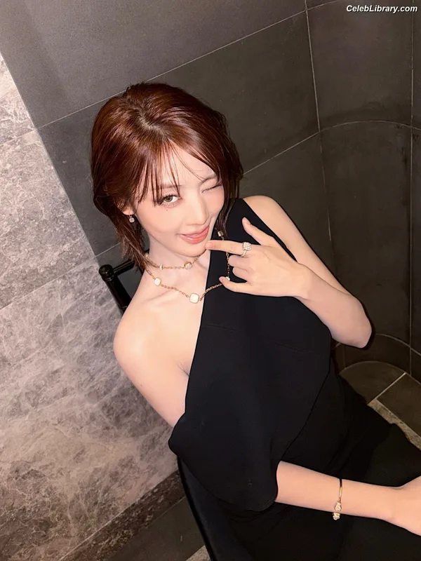 Minnie ((G)I-DLE) photo 17 of 773