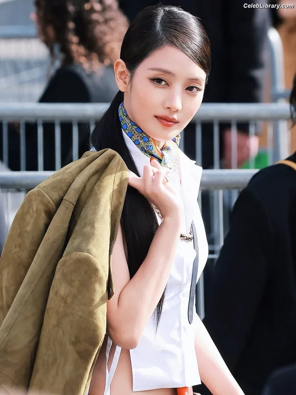 Minnie ((G)I-DLE) photo 6 of 773