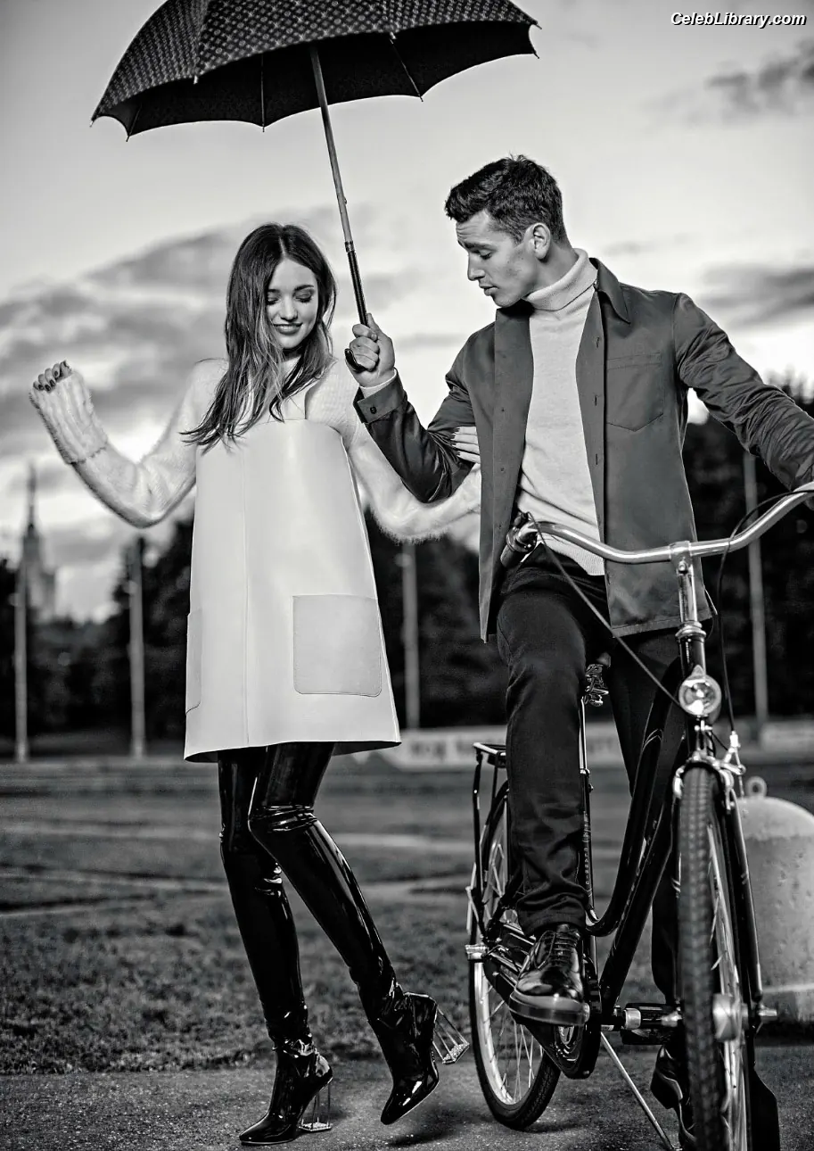Miranda Kerr photo 23 of 803