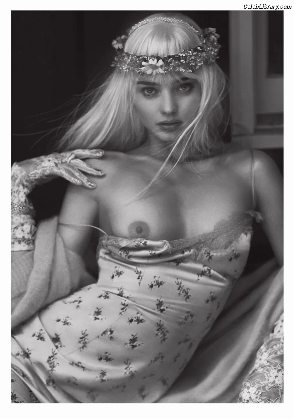 Miranda Kerr photo 9 of 803