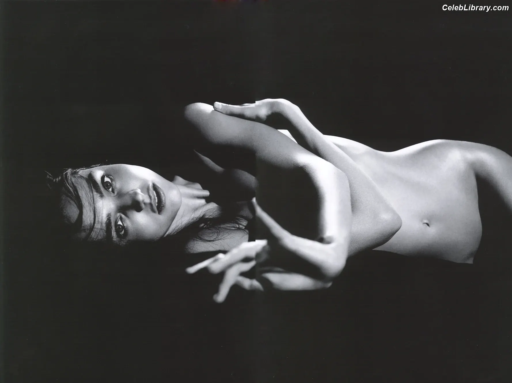 Miranda Kerr photo 1 of 803