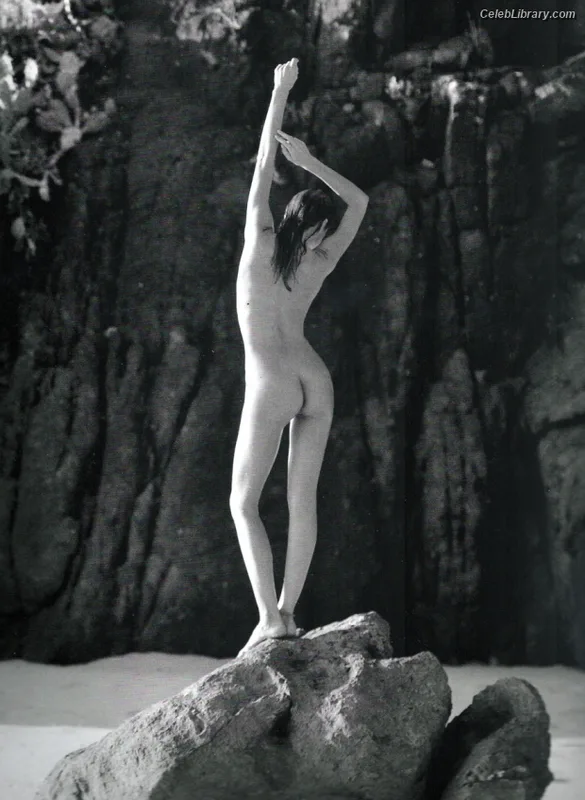 Miranda Kerr photo 4 of 801