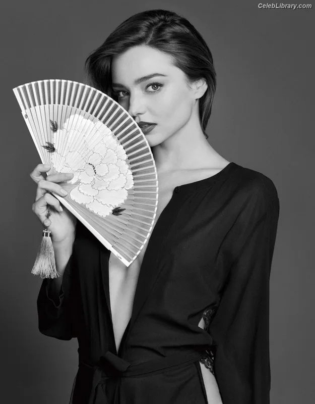 Miranda Kerr photo 17 of 801
