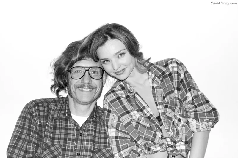 Miranda Kerr photo 4 of 801