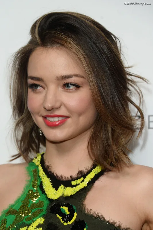 Miranda Kerr photo 17 of 801