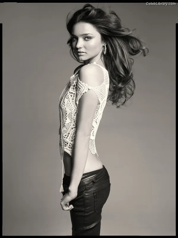 Miranda Kerr photo 19 of 801