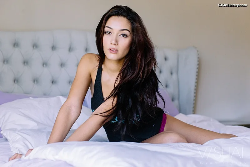 Misa campo photo 24 of 560