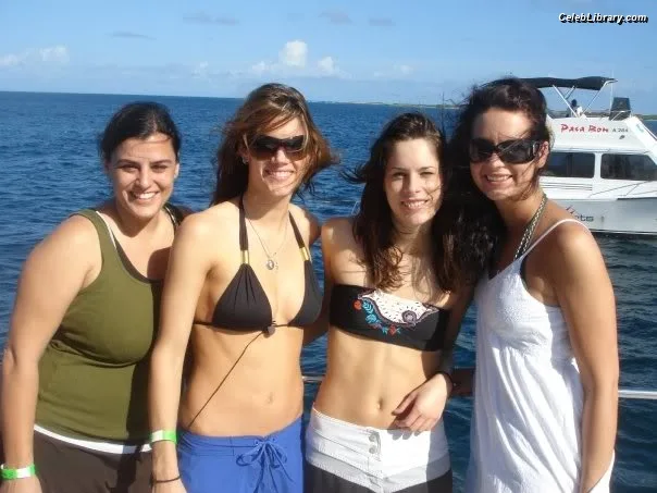 Missy Peregrym photo 17 of 24