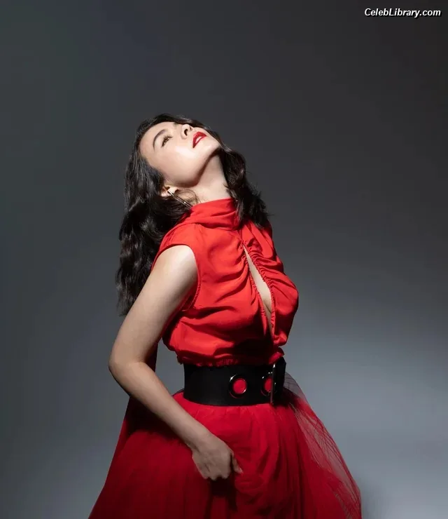 Mitsuki Laycock photo 16 of 43