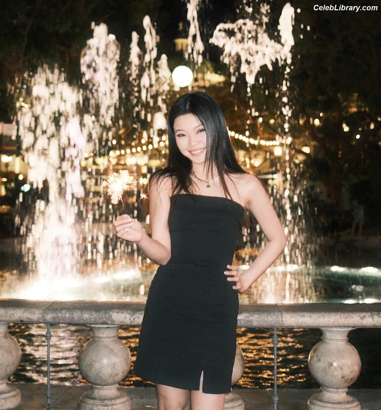 Miya Cech photo 11 of 39