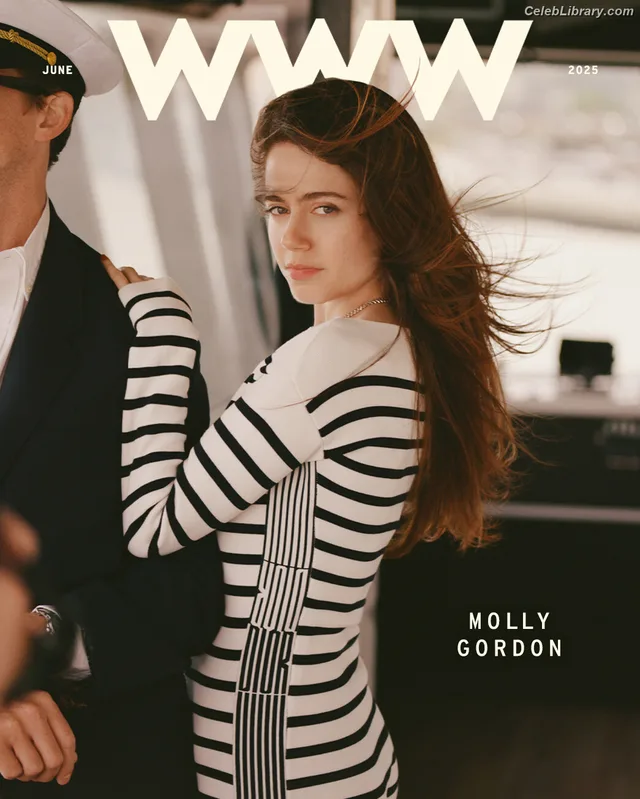 Molly Gordon photo 15 of 352