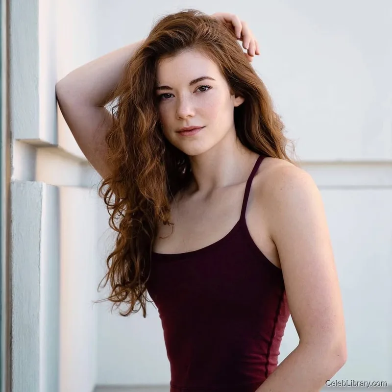 Molly Kunz photo 17 of 35