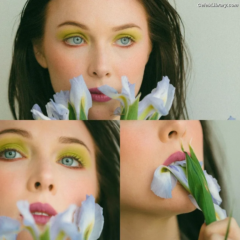 Molly Quinn photo 12 of 149