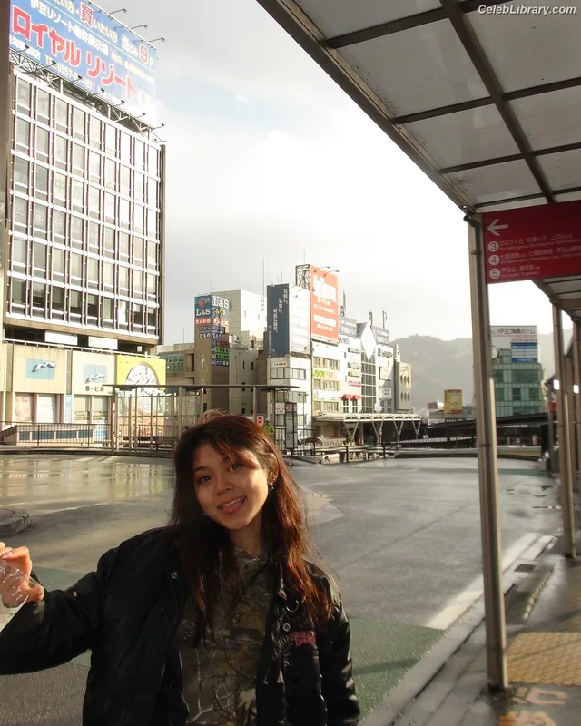 Momona Tamada photo 1 of 52