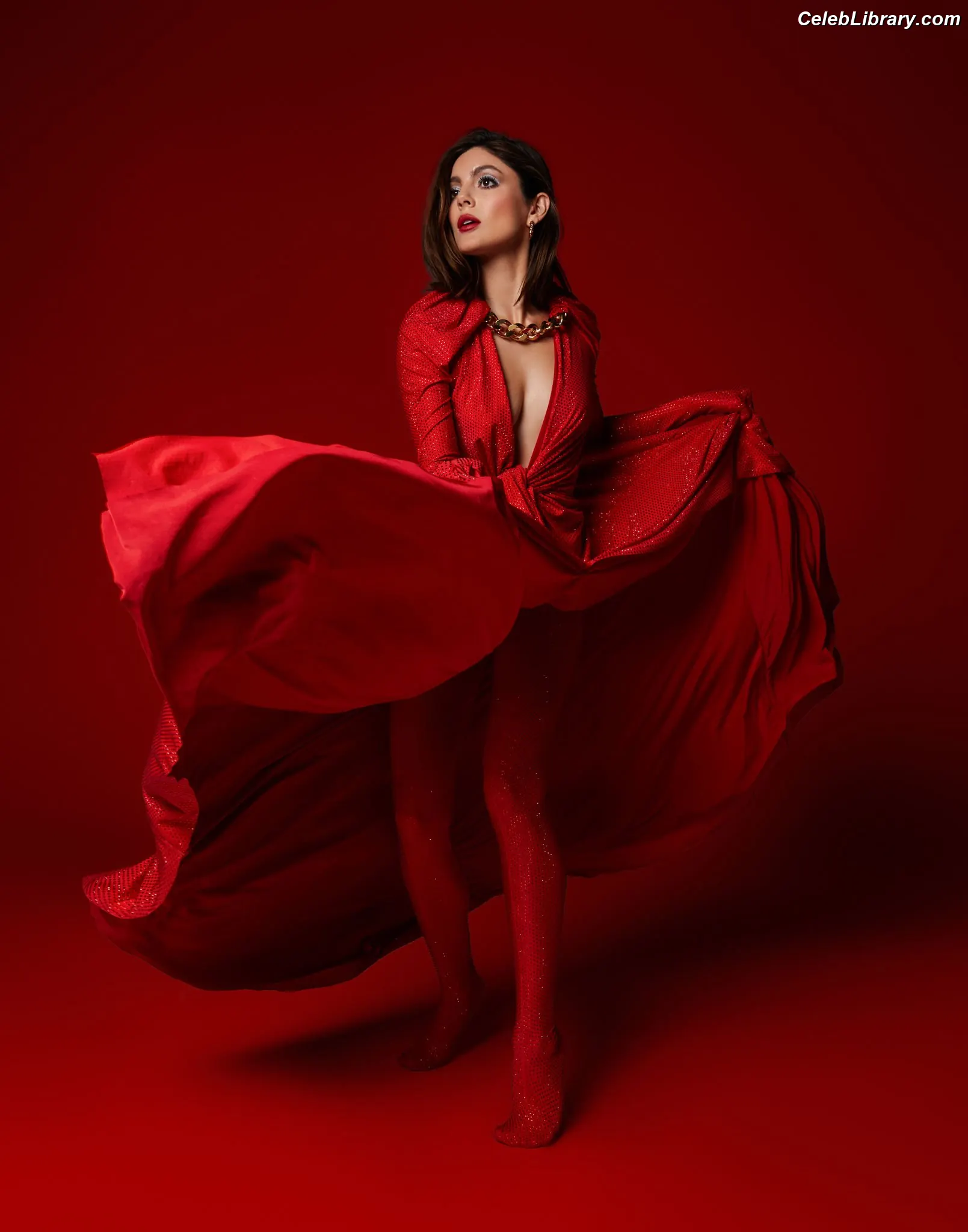 monica barbaro photo 4 of 739