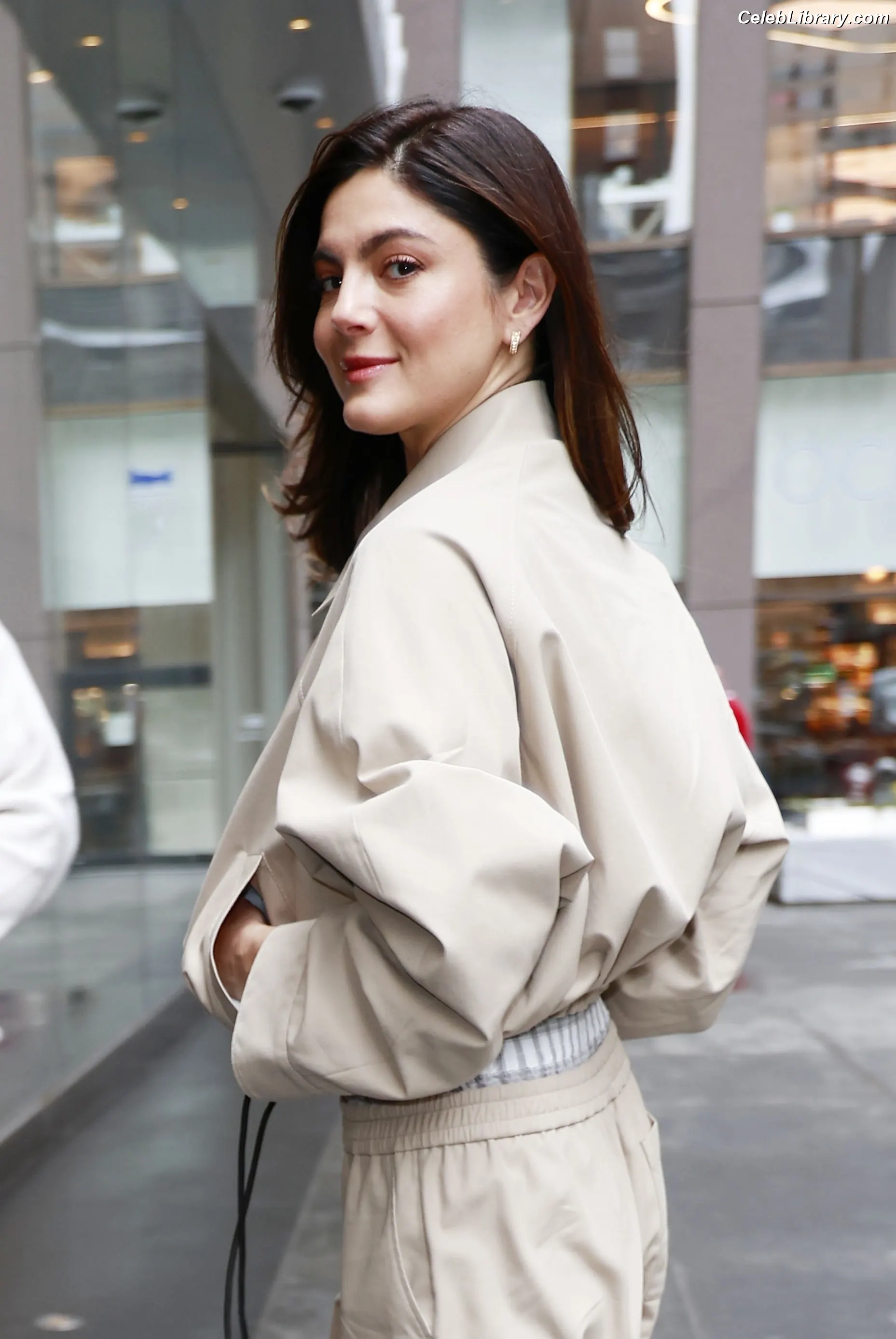 monica barbaro photo 1 of 739