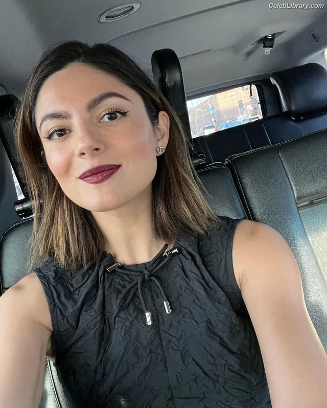 monica barbaro photo 20 of 740