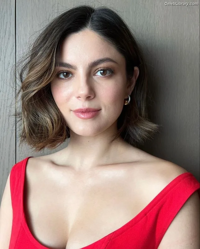 monica barbaro photo 3 of 740