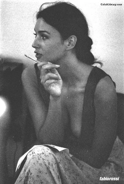 Monica Bellucci photo 23 of 1359