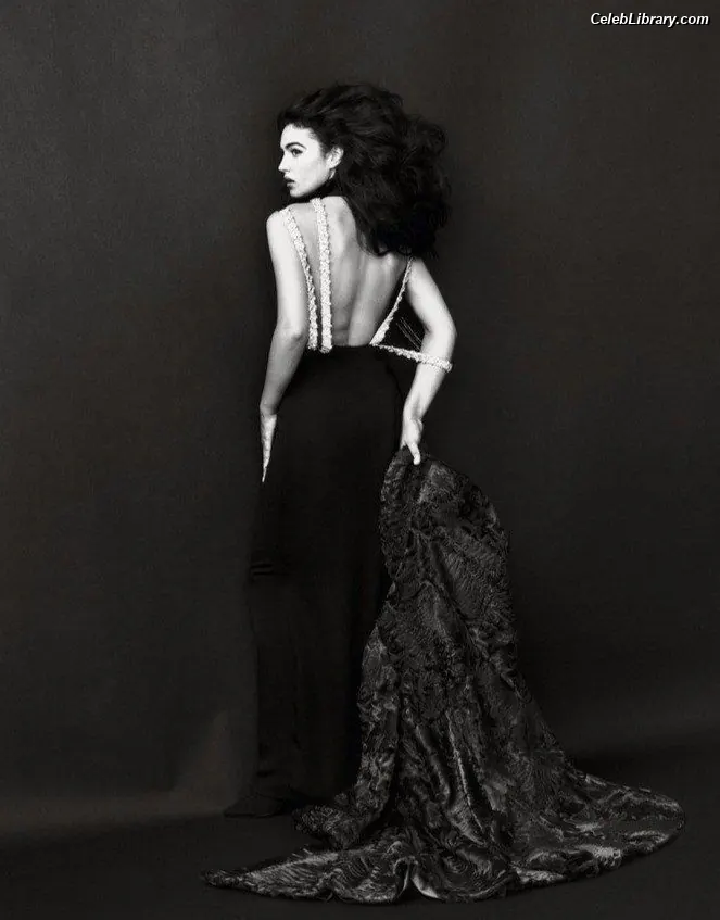 Monica Bellucci photo 1 of 1359