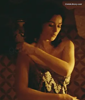 Monica Bellucci photo 20 of 1359