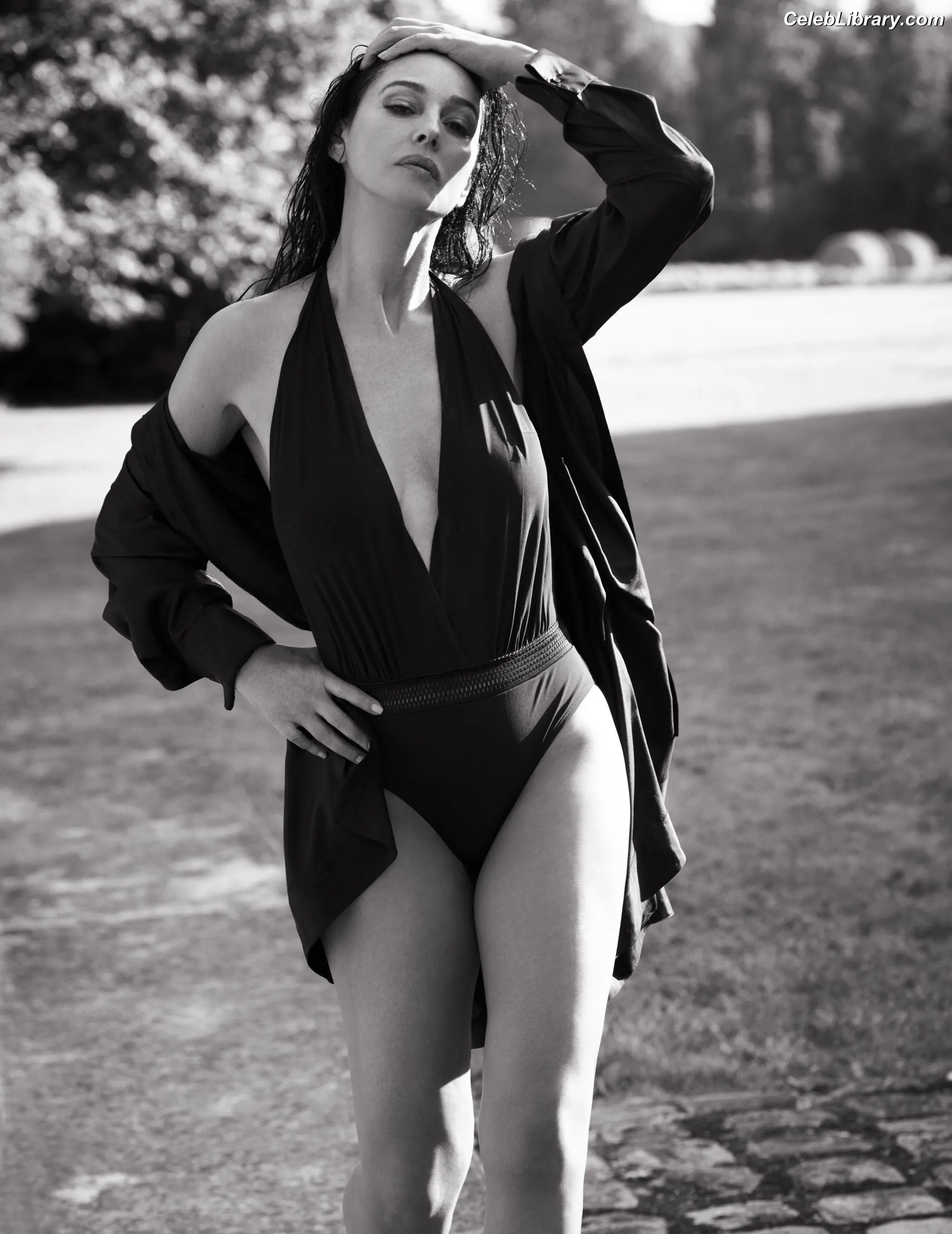 Monica Bellucci photo 1 of 1359