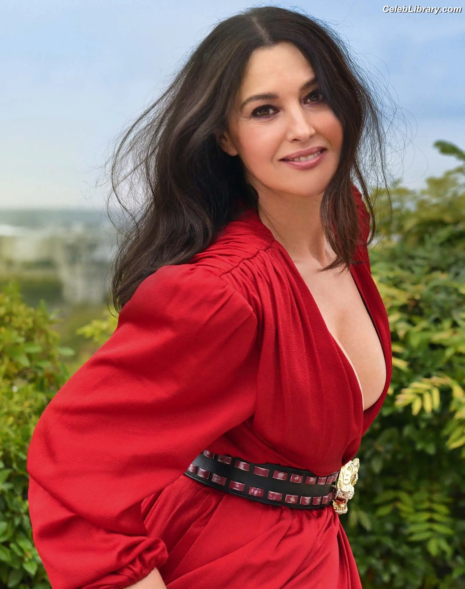 Monica Bellucci photo 5 of 1359