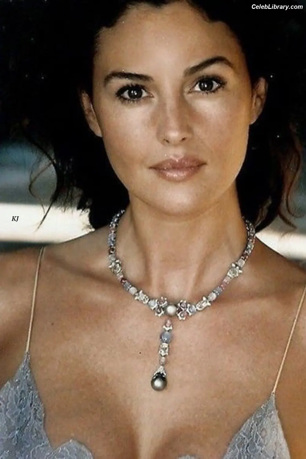 Monica Bellucci photo 10 of 1359