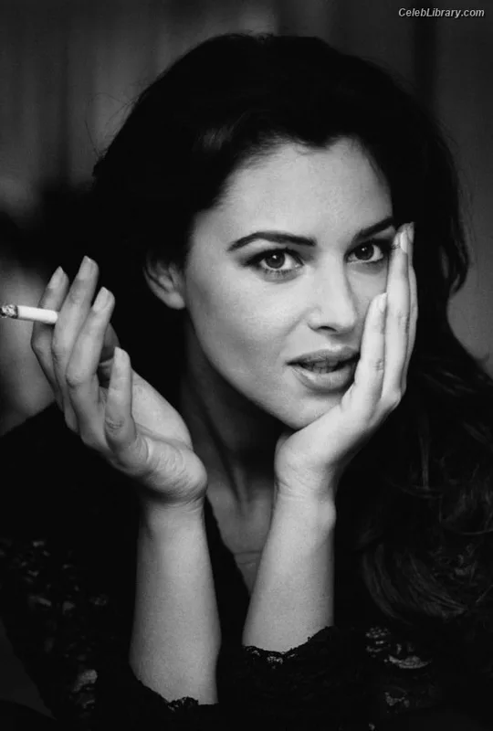Monica Bellucci photo 11 of 1320