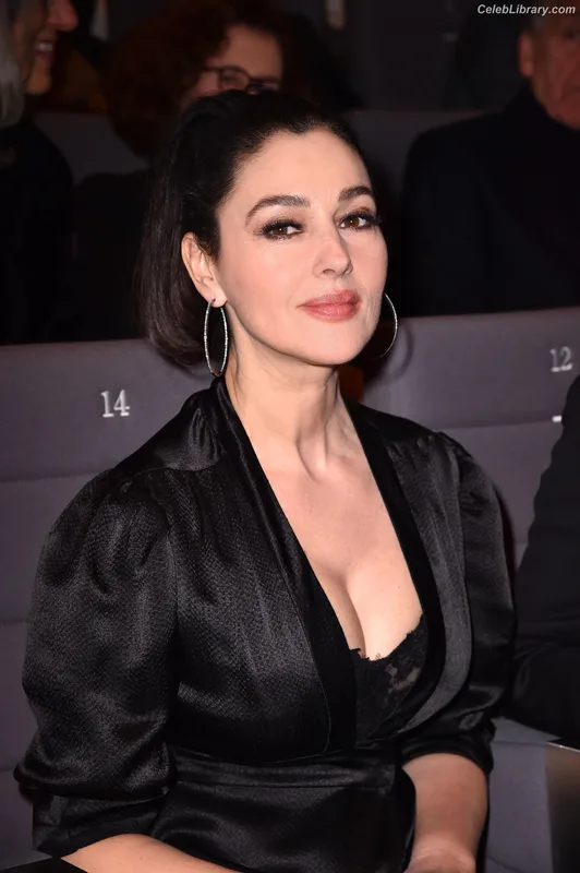 Monica Bellucci photo 1 of 1320