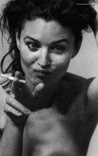 Monica Bellucci photo 2 of 1320
