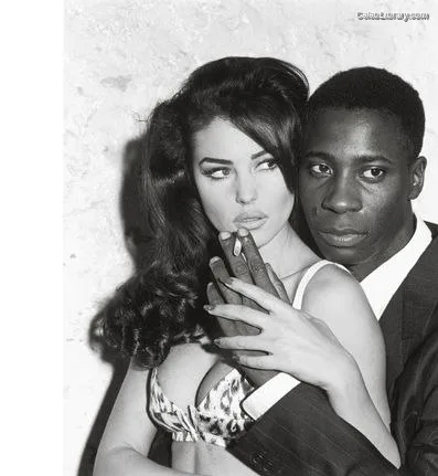 Monica Bellucci photo 17 of 1320