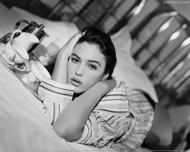Monica Bellucci photo 12 of 1320