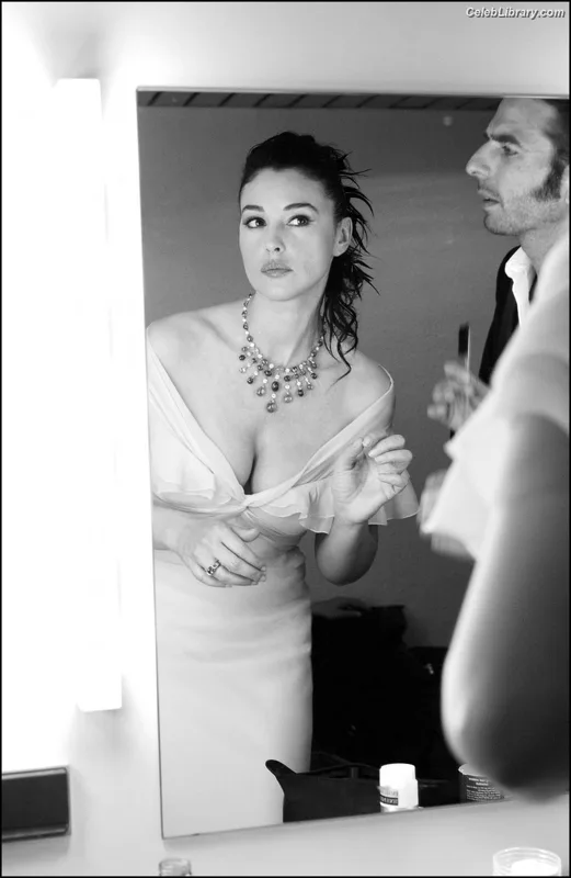 Monica Bellucci photo 4 of 1320