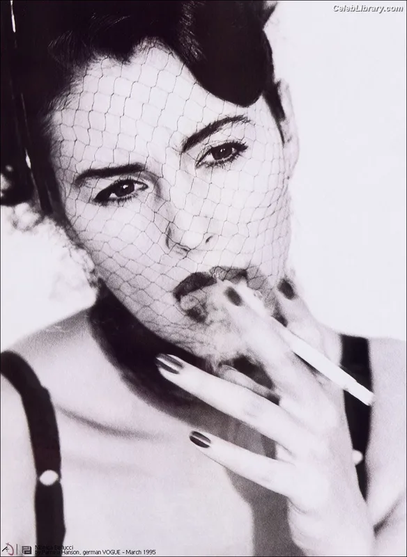Monica Bellucci photo 17 of 1320