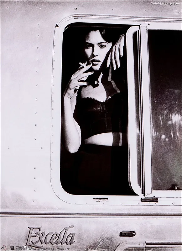 Monica Bellucci photo 18 of 1320