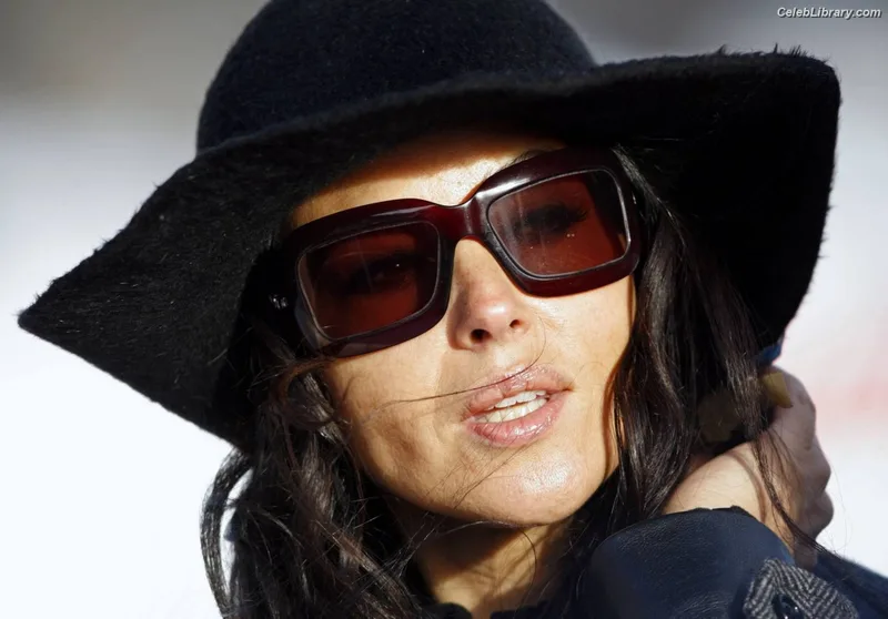 Monica Bellucci photo 6 of 1320