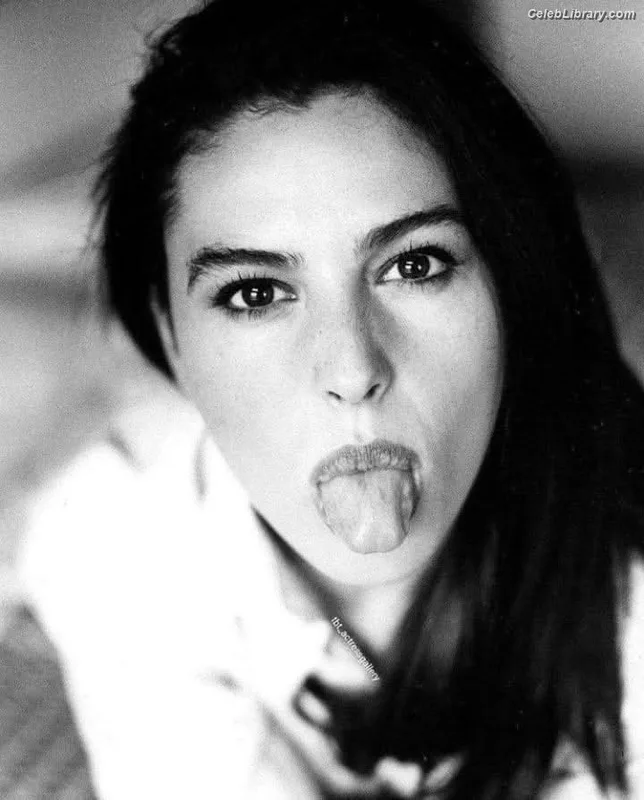 Monica Bellucci photo 11 of 1320