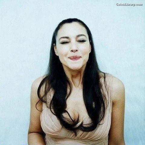Monica Bellucci photo 11 of 1320