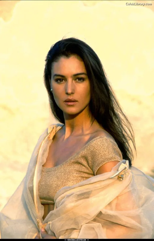 Monica Bellucci photo 9 of 1320