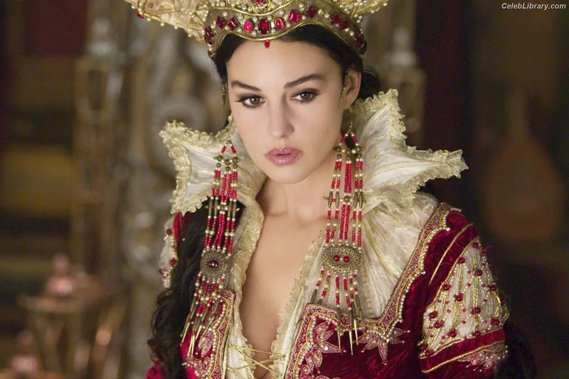 Monica Bellucci photo 24 of 1320