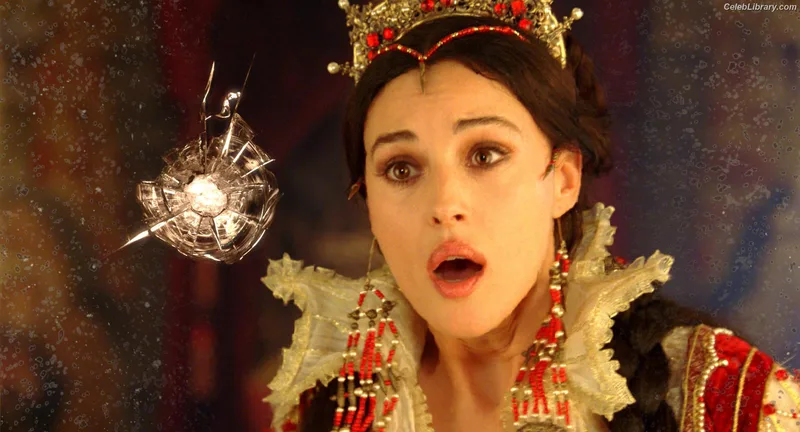 Monica Bellucci photo 1 of 1320