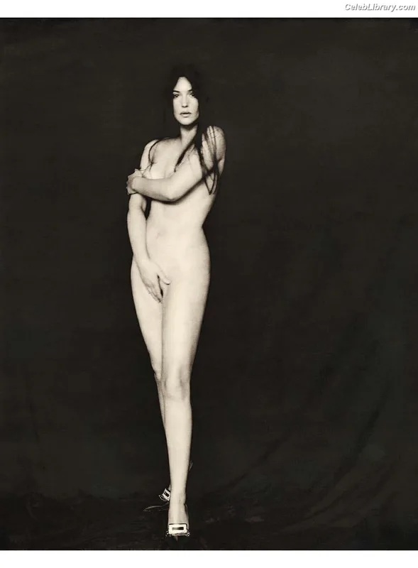 Monica Bellucci photo 12 of 1320